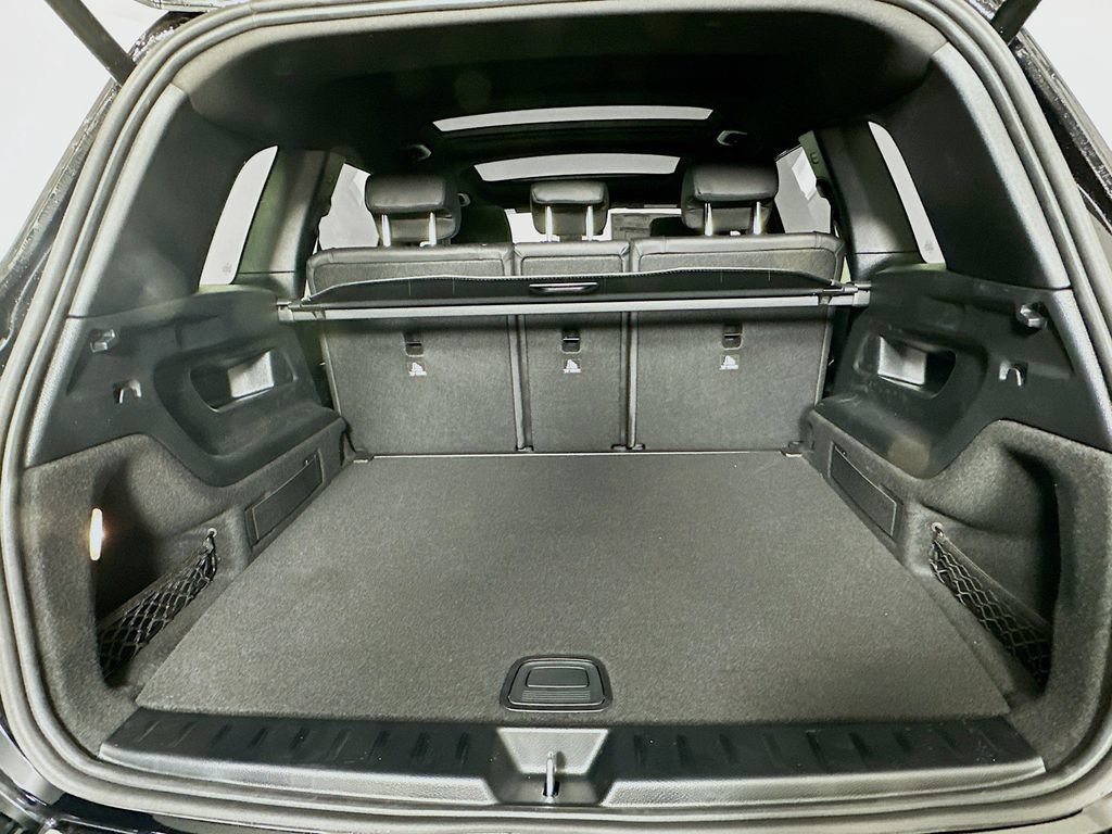 New 2026 Night Black Mercedes-Benz GLB 250 image 57