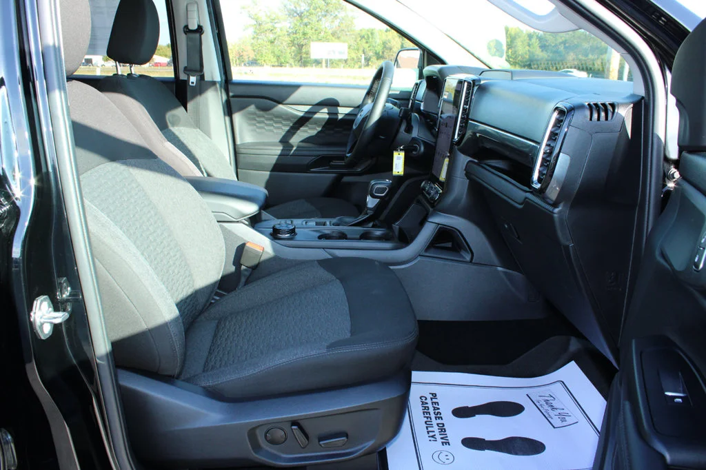 Used 2026 Shadow Black Ford XLT image 36