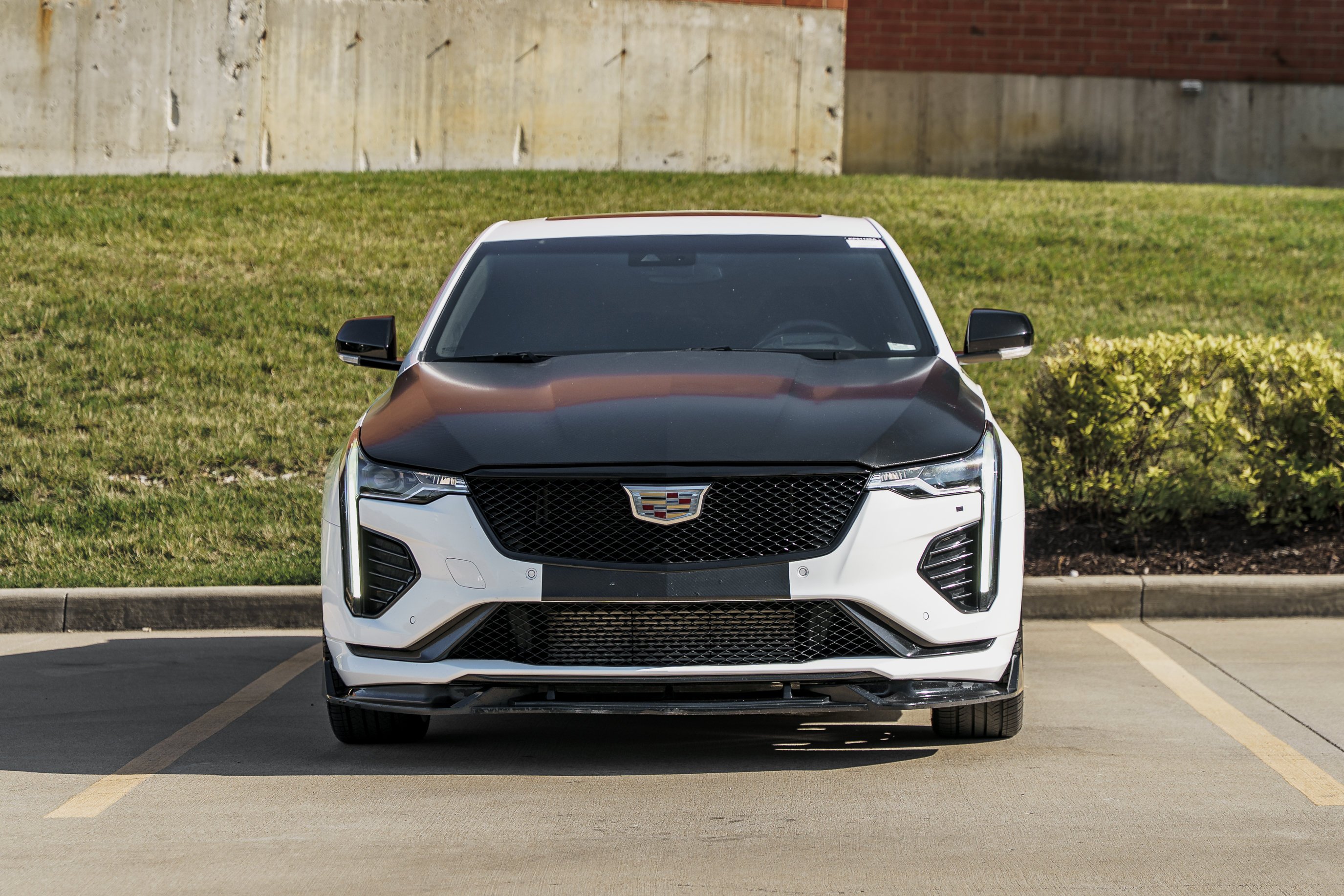 Used 2022 Summit White Cadillac VSERIES image 28