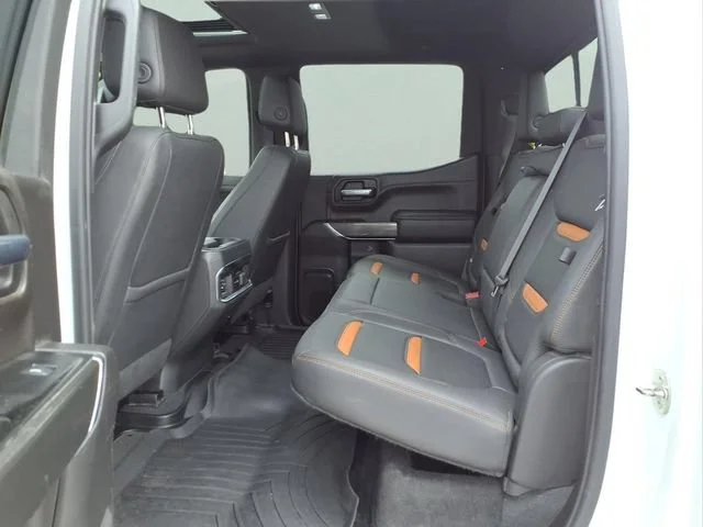 Used 2022 Summit White GMC AT4 image 19