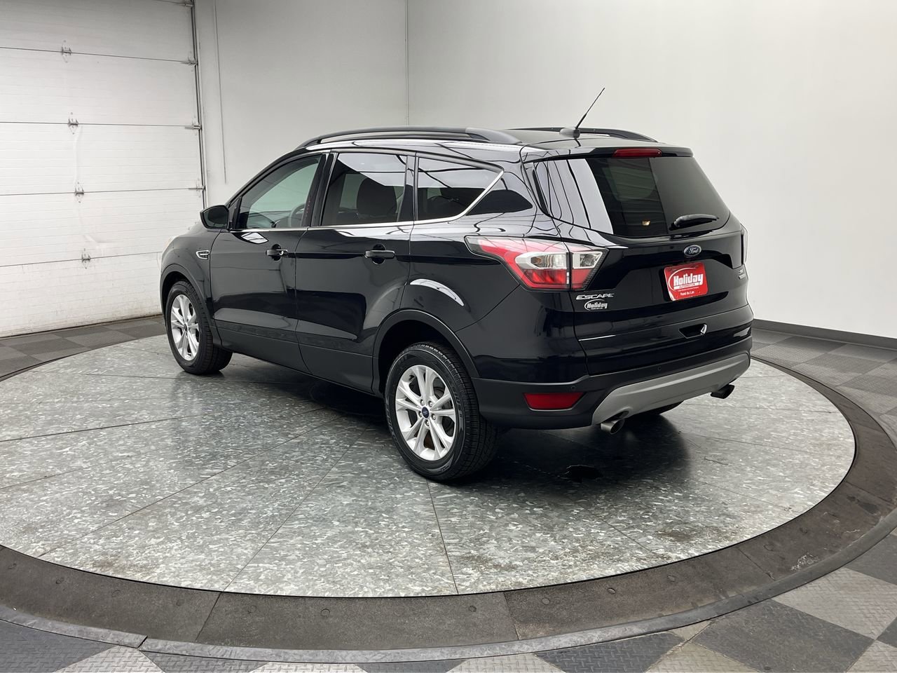 Used 2017 Ford Escape SE with VIN 1FMCU0GDXHUA49233 for sale in Fond du Lac, WI