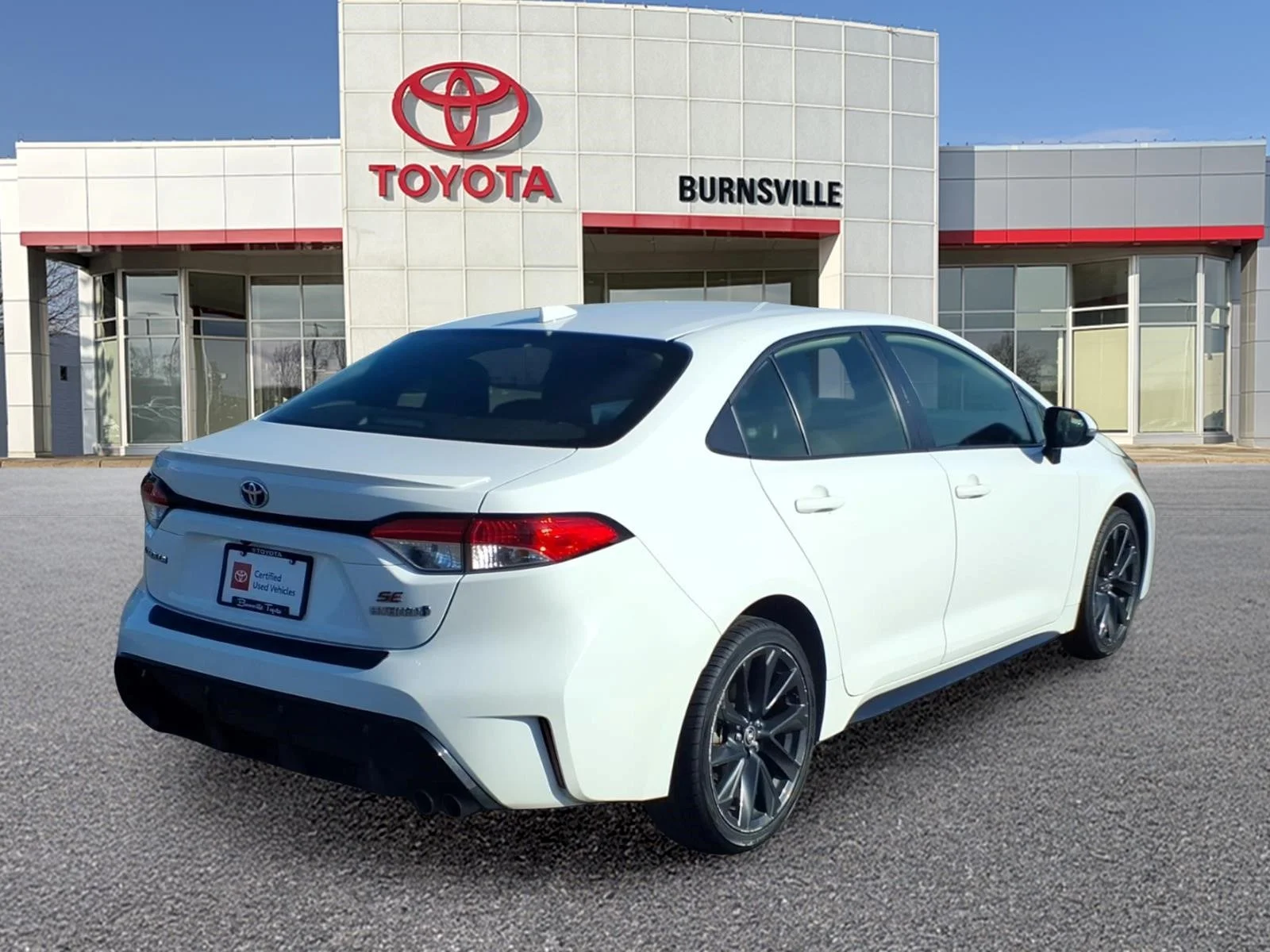 Certified Used 2024 White Toyota SE image 3