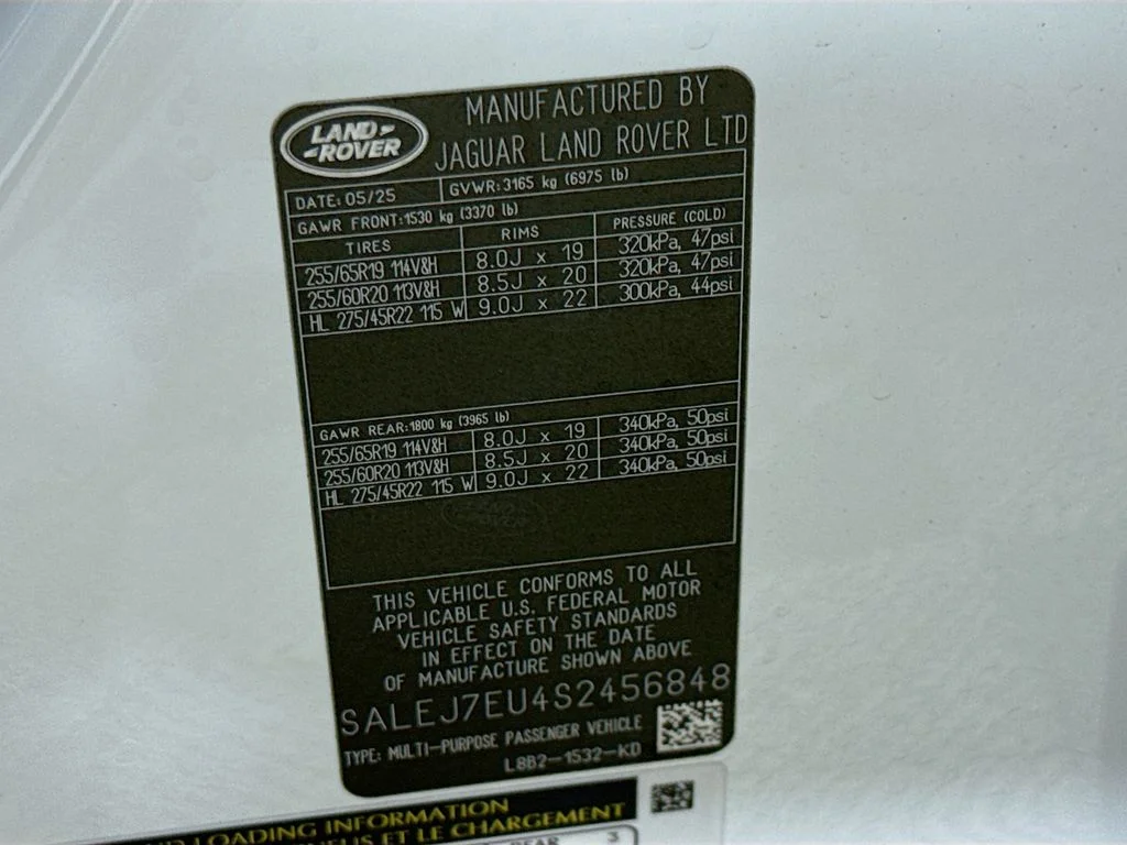 Certified Used 2025 Gray Land Rover S image 34