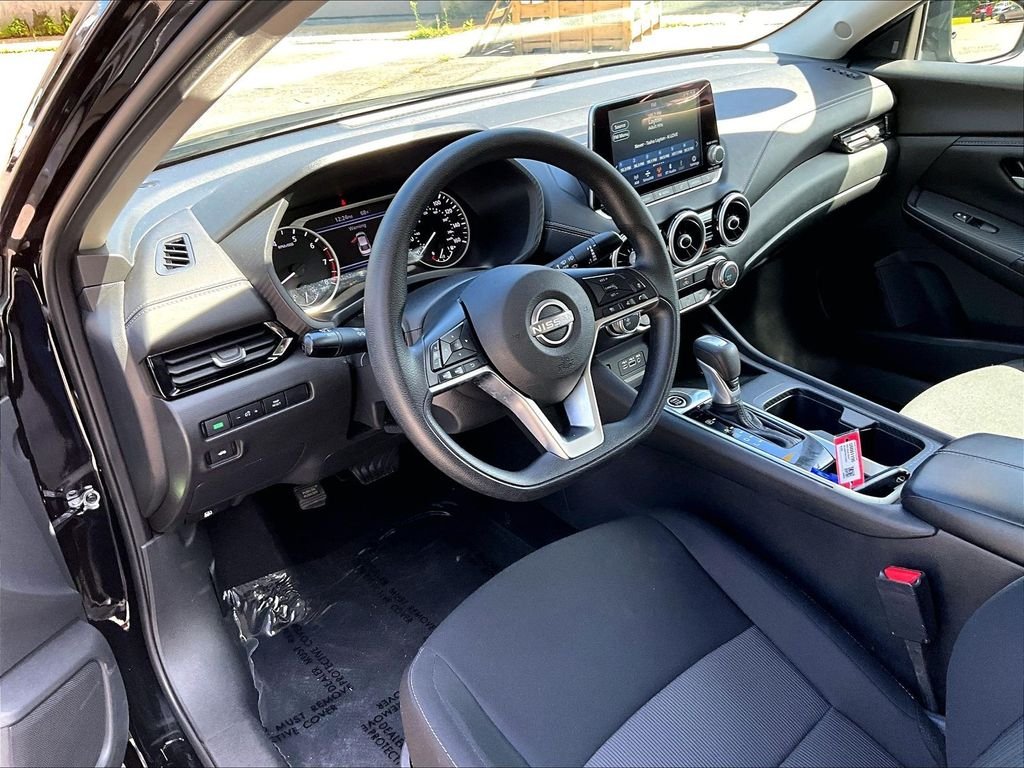 Used 2024 Super Black Nissan SV image 8