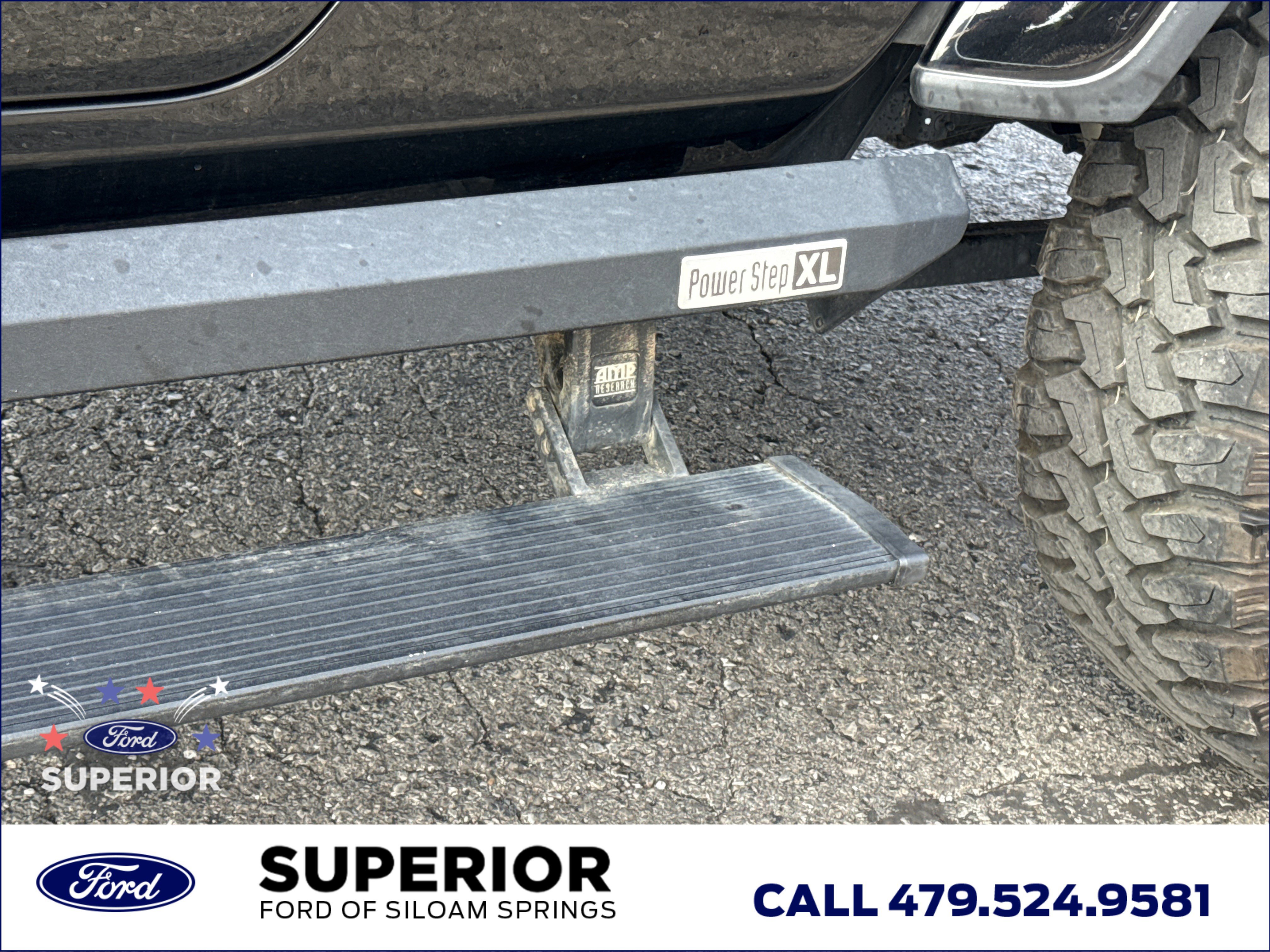Used 2020 Black Clearcoat Jeep Overland 4WD image 16
