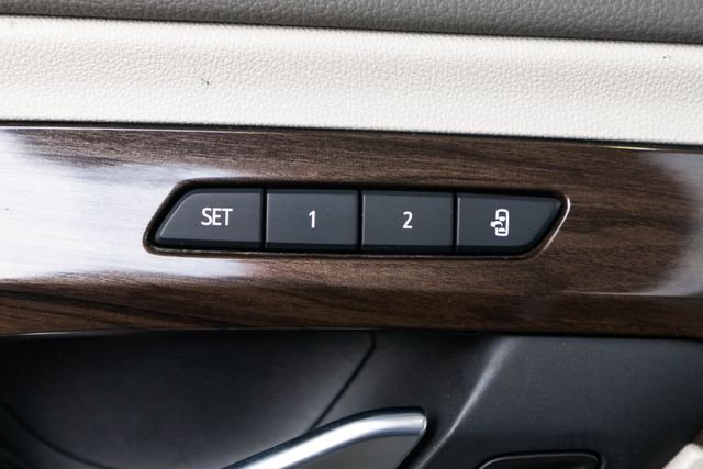 Used 2019 White GMC Denali image 21