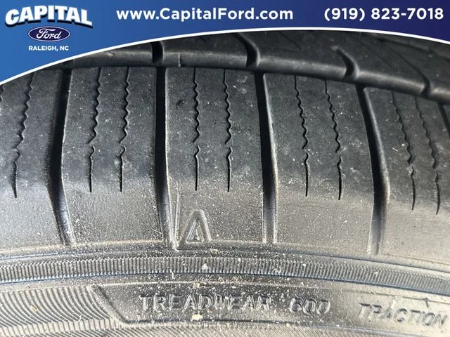 Used 2021  Ford SE image 14