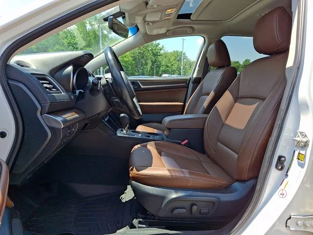 Used 2018 White Subaru 3.6R image 14