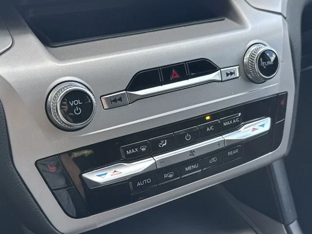 Used 2023 Gray Ford XLT image 28