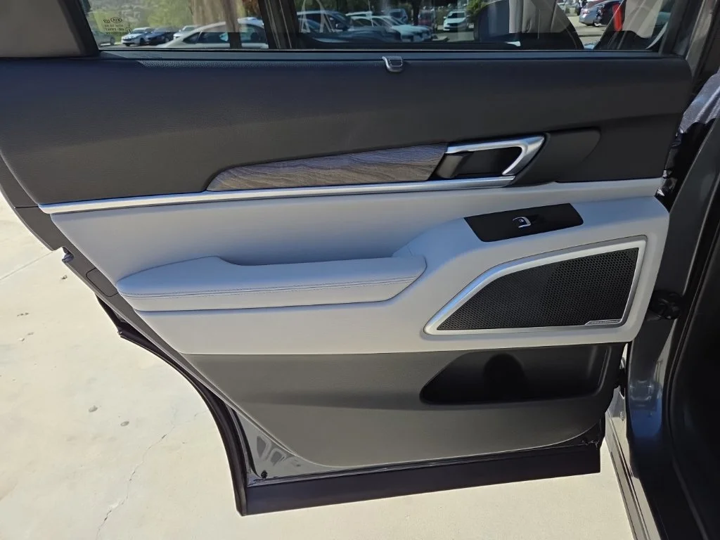 Used 2020 Gray Kia EX image 17