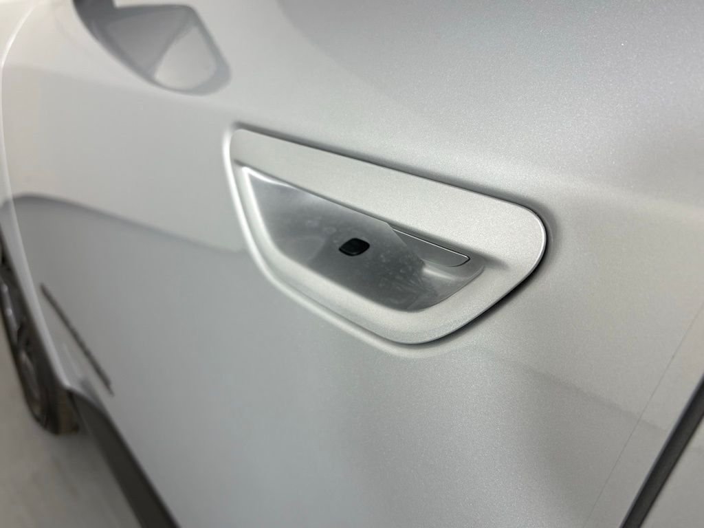 New 2026 Silver Zynith Clearcoat Jeep Laredo image 12