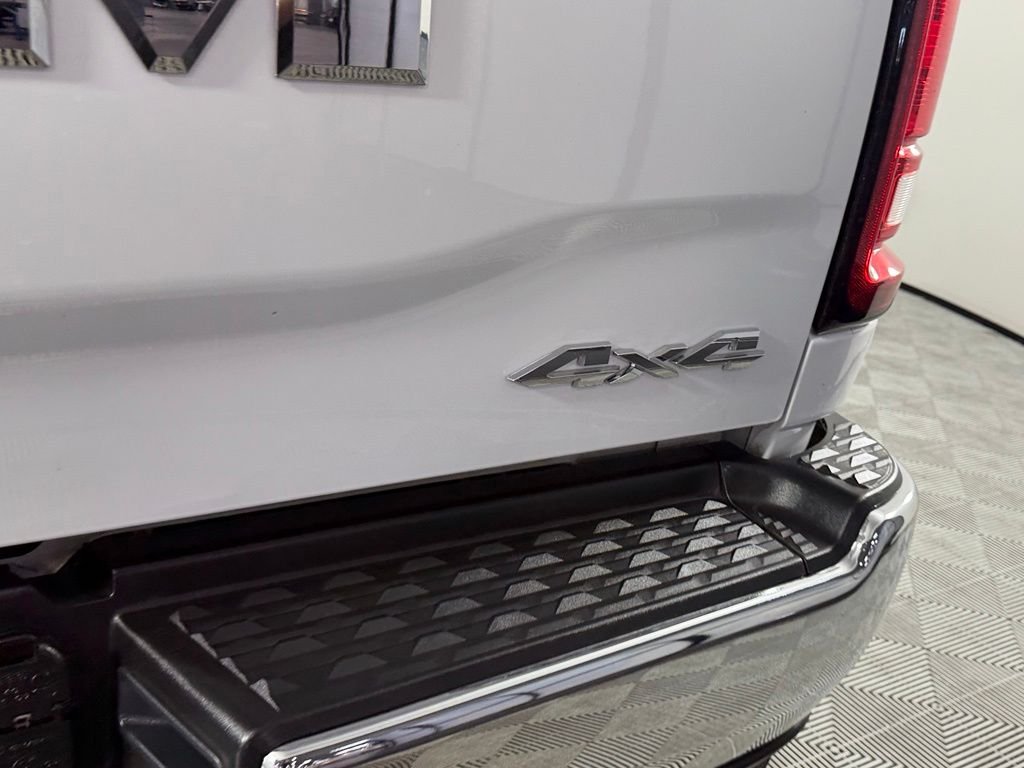 Used 2026 White Ram Big Horn image 14