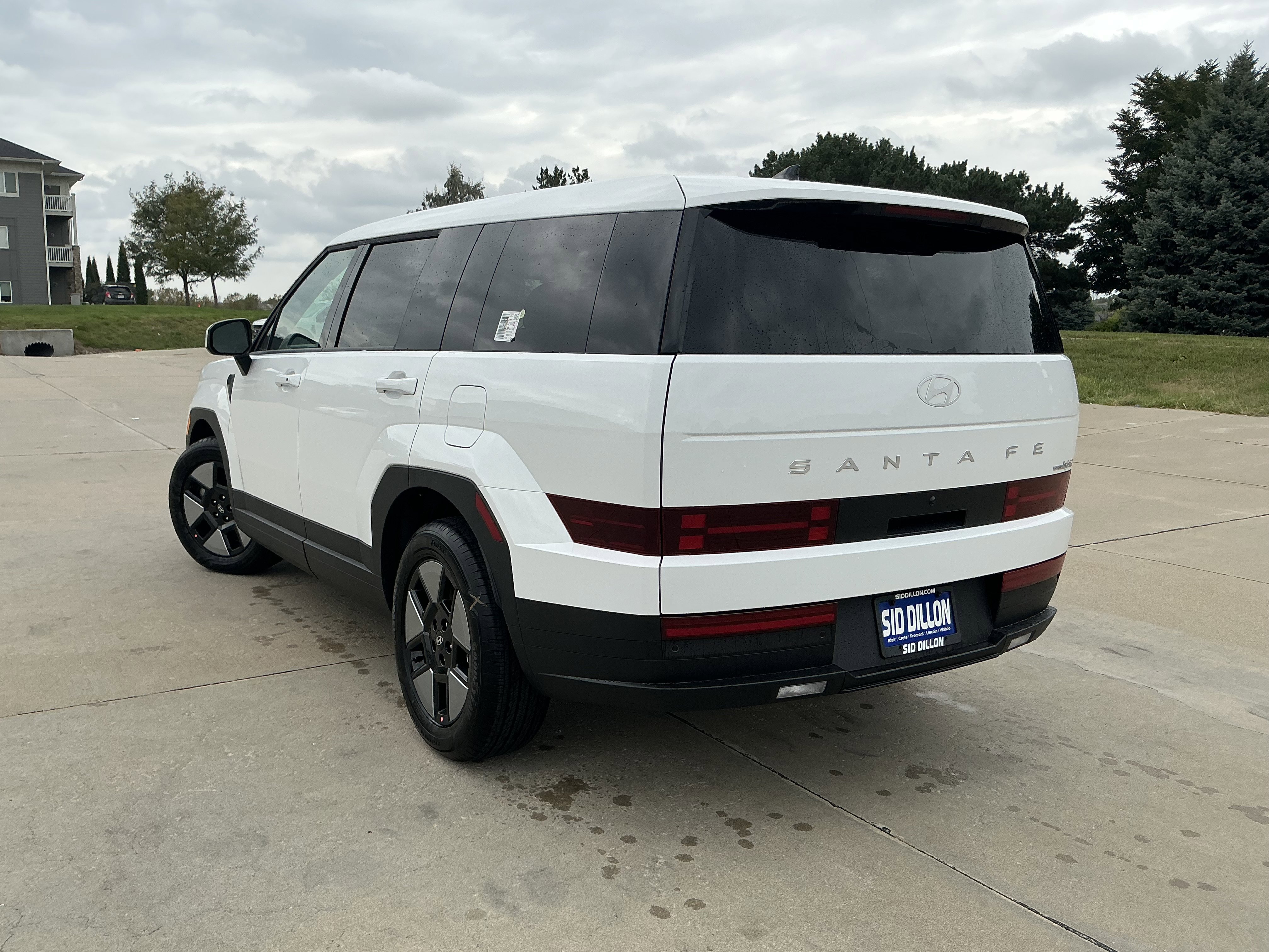 New 2026 Serenity White Hyundai SE image 3