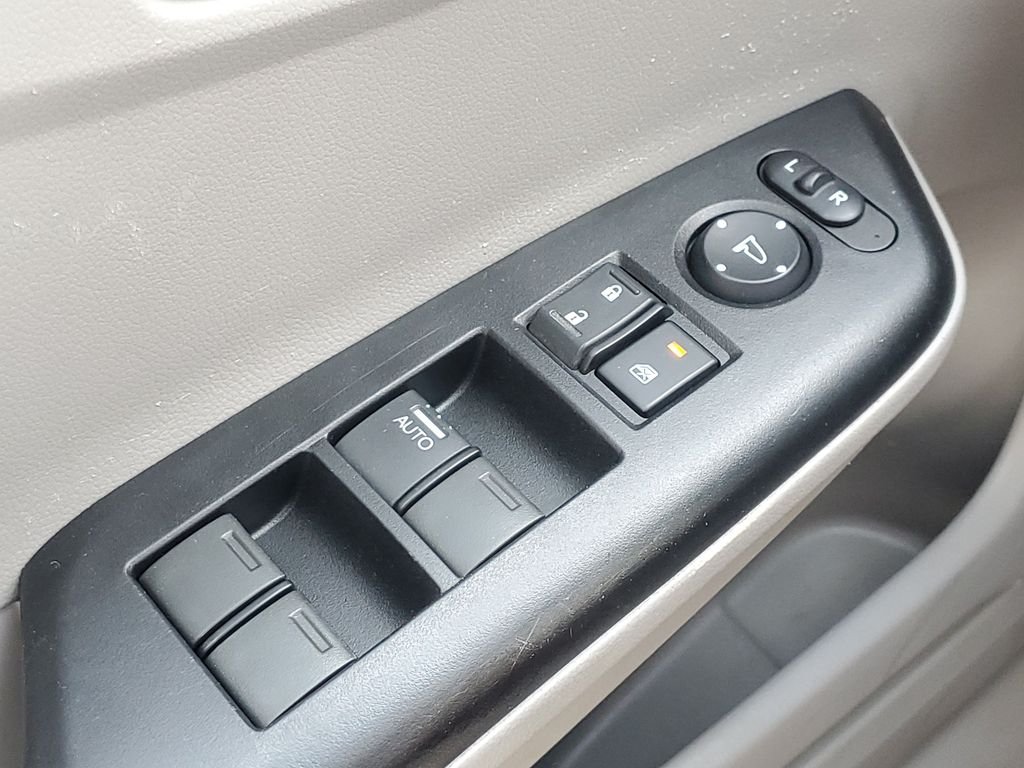 Used 2012 Gray Honda LX image 18
