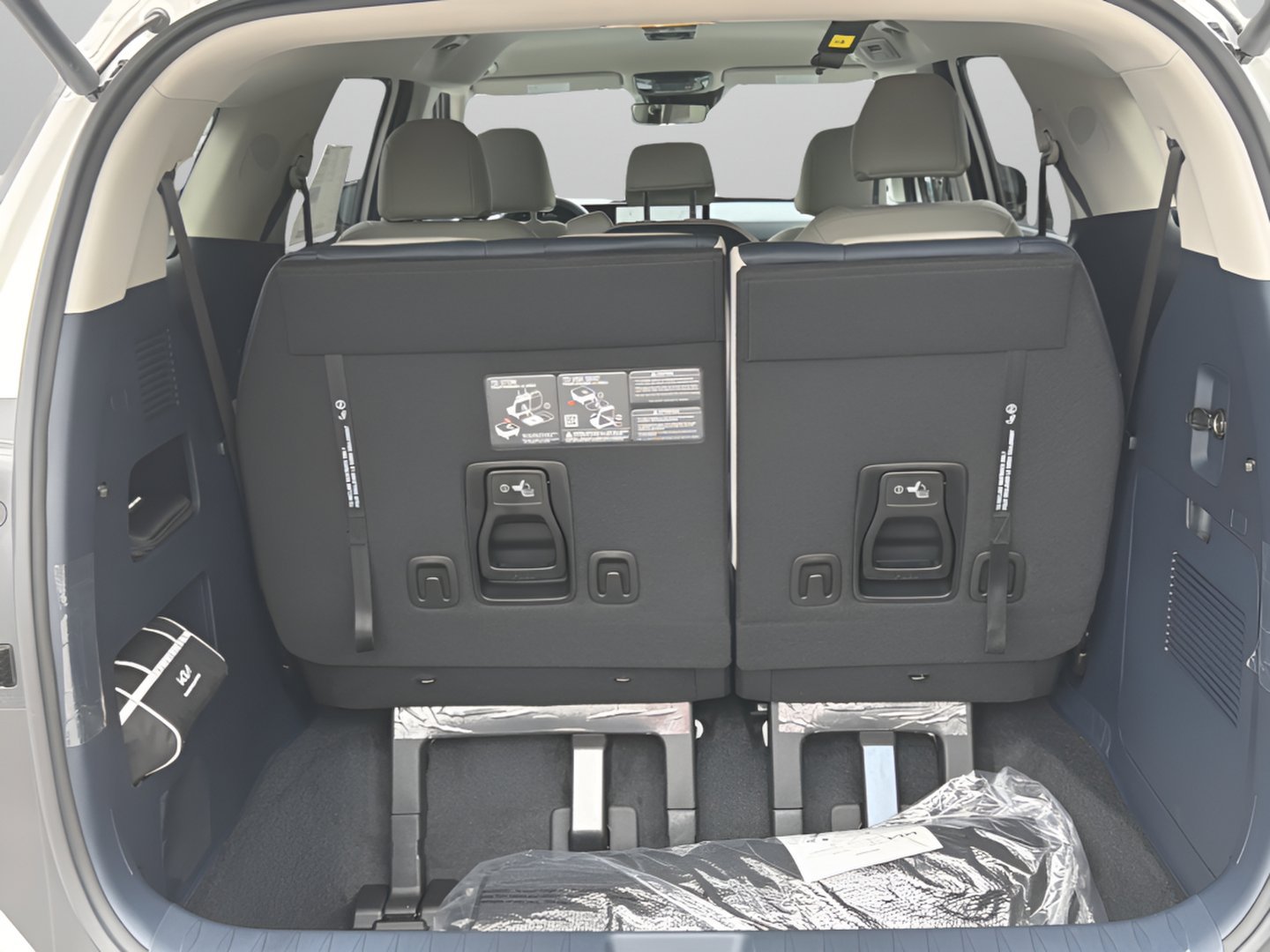 New 2026 Snow White Pearl Kia EX image 23