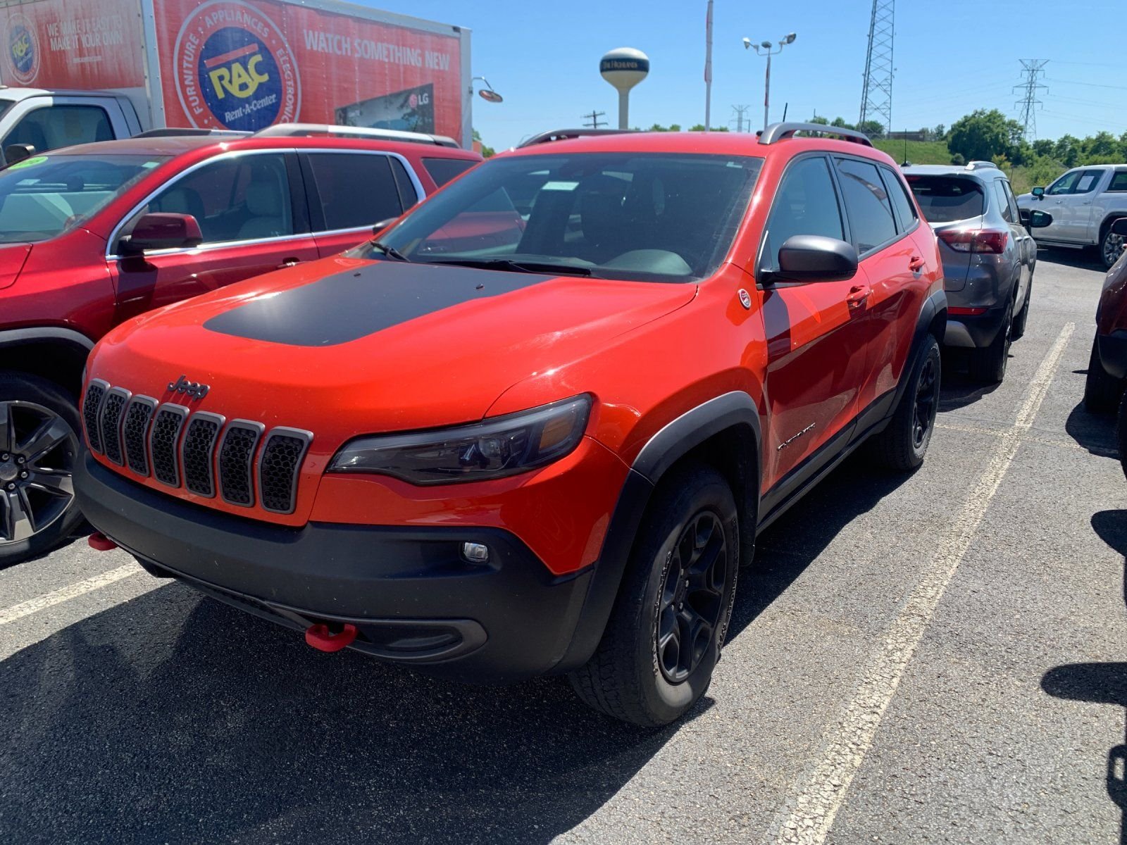 Used 2021 Orange Jeep Trailhawk image 4