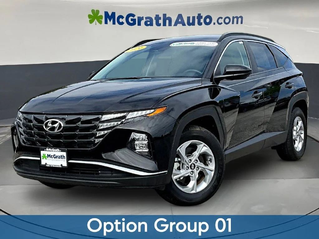 Certified Used 2024 Black Hyundai SEL image 3