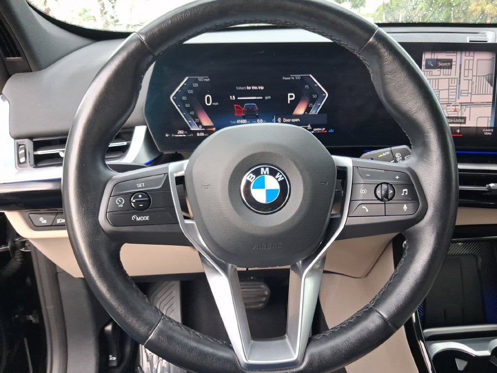 Used 2023 Black BMW xDrive28i image 19