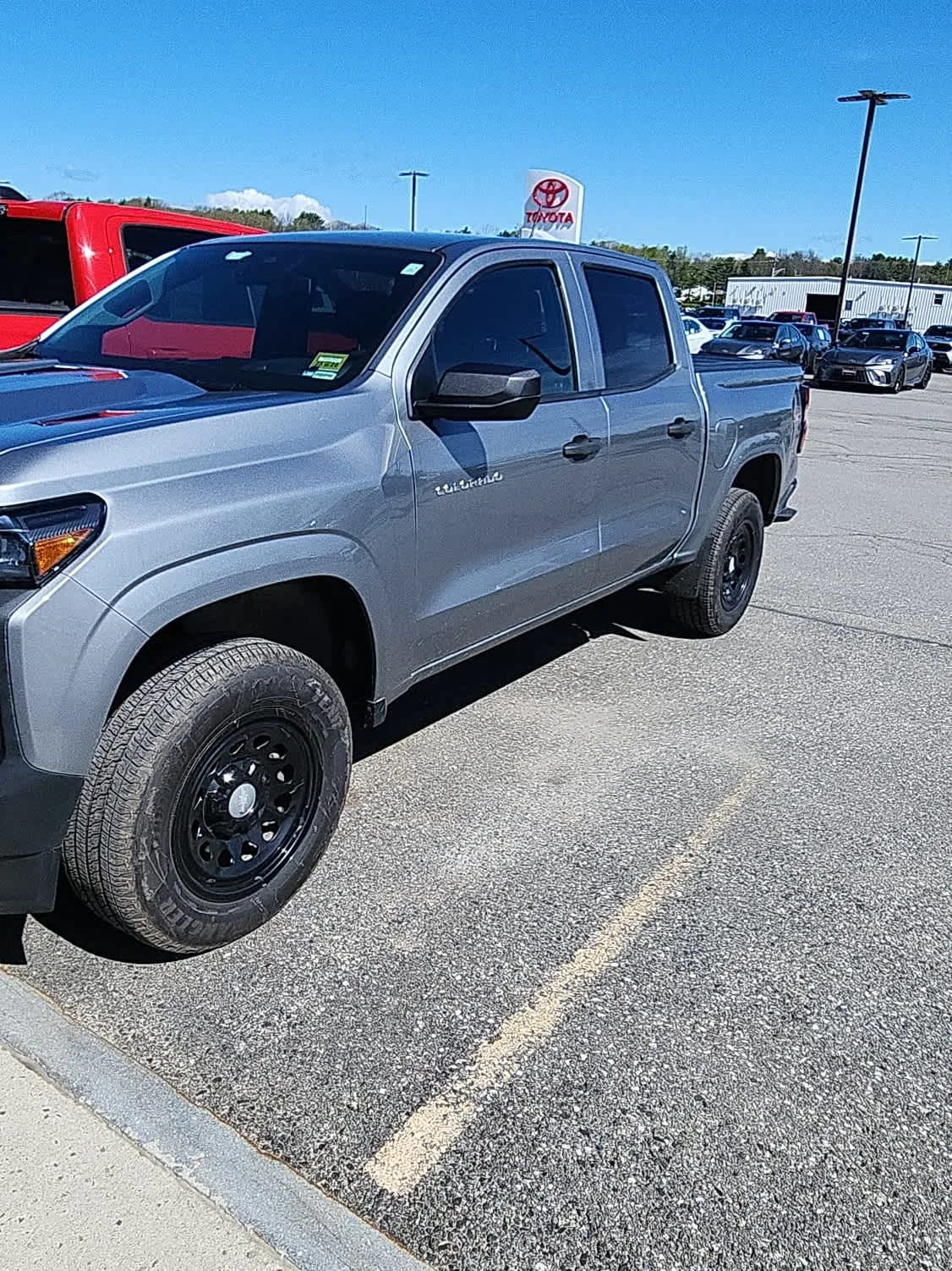 2023 Chevrolet Colorado 4WD Work Truck Crew Cab Short Box's photo