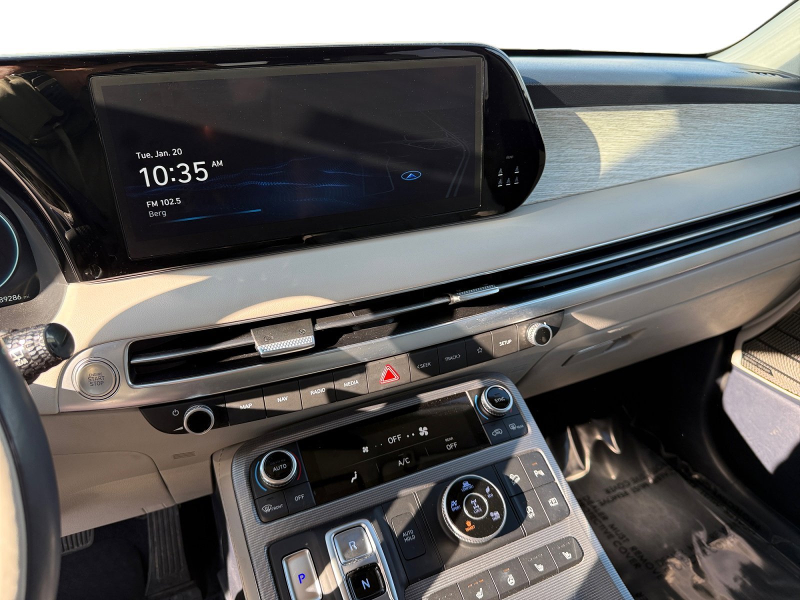 Used 2023 Hyper White Hyundai Calligraphy image 12