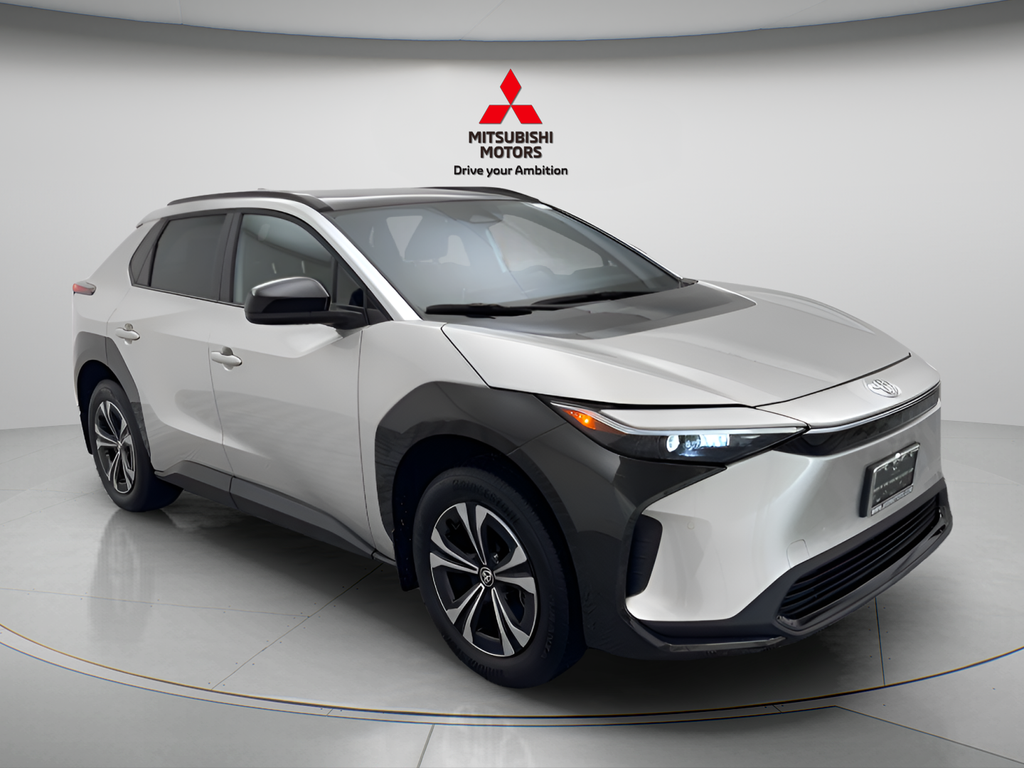 Used 2024 Toyota bZ4X XLE with VIN JTMABACA5RA073624 for sale in Des Plaines, IL