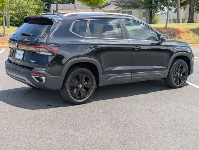 New 2026 Black Volkswagen 1.5T SE image 4