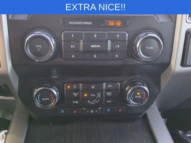 Used 2020 White Ford Lariat image 19