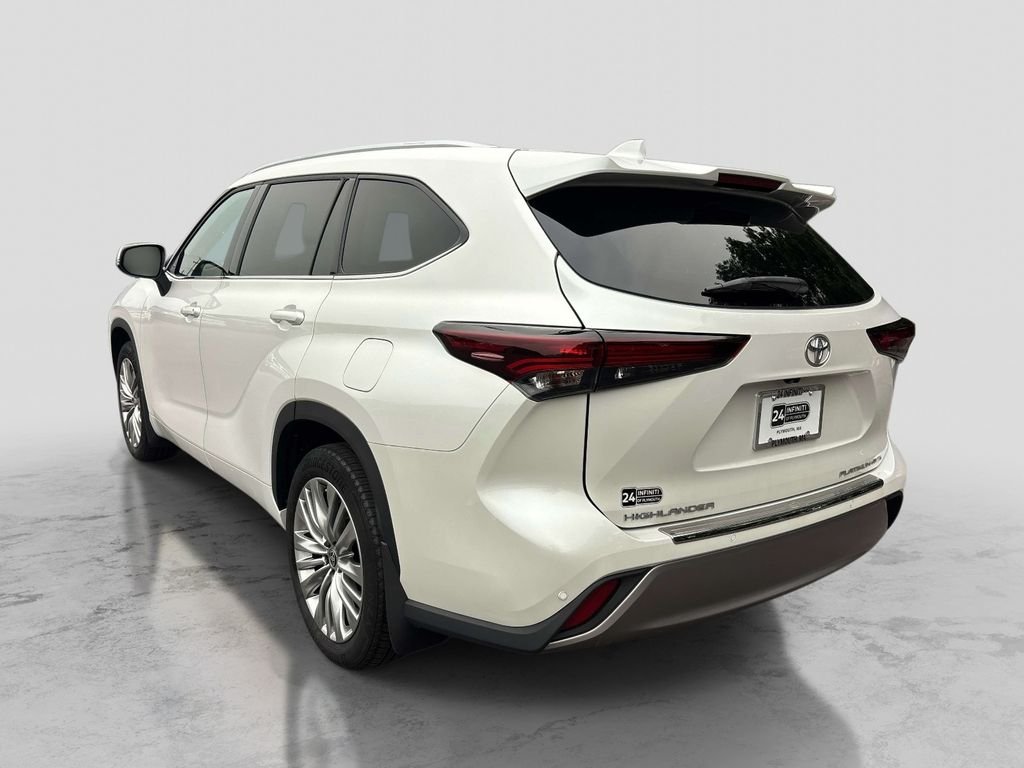 Used 2024 Beige Toyota Platinum image 3