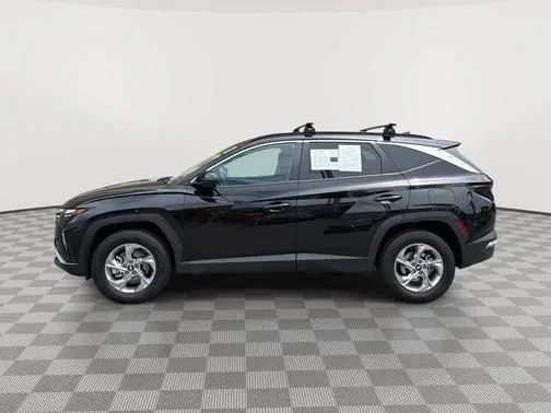 Used 2023 Phantom Black Hyundai SEL image 6