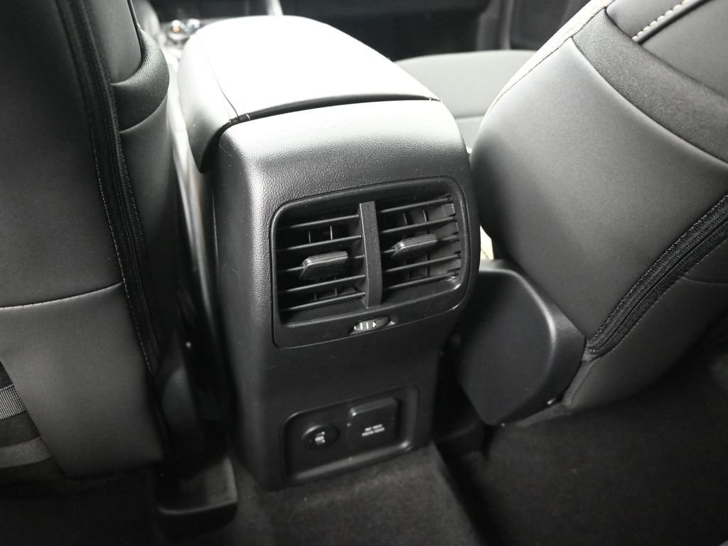 New 2026 Carbonized Gray Metallic Ford Big Bend image 19