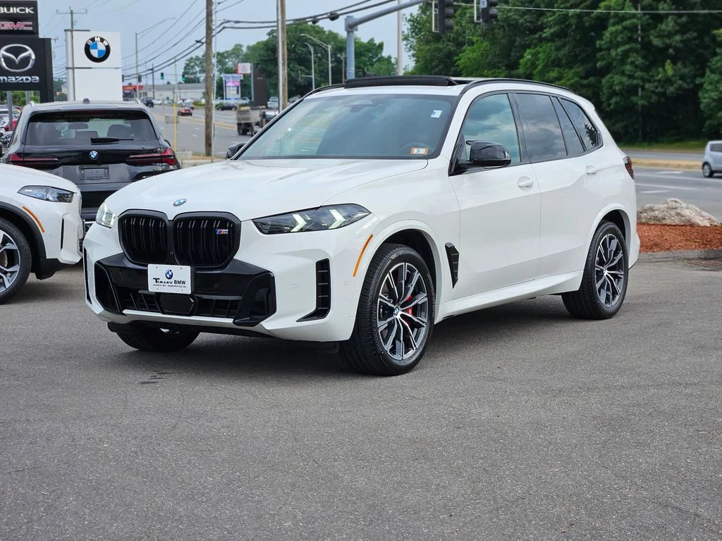 Certified Used 2026 White BMW M60i image 3