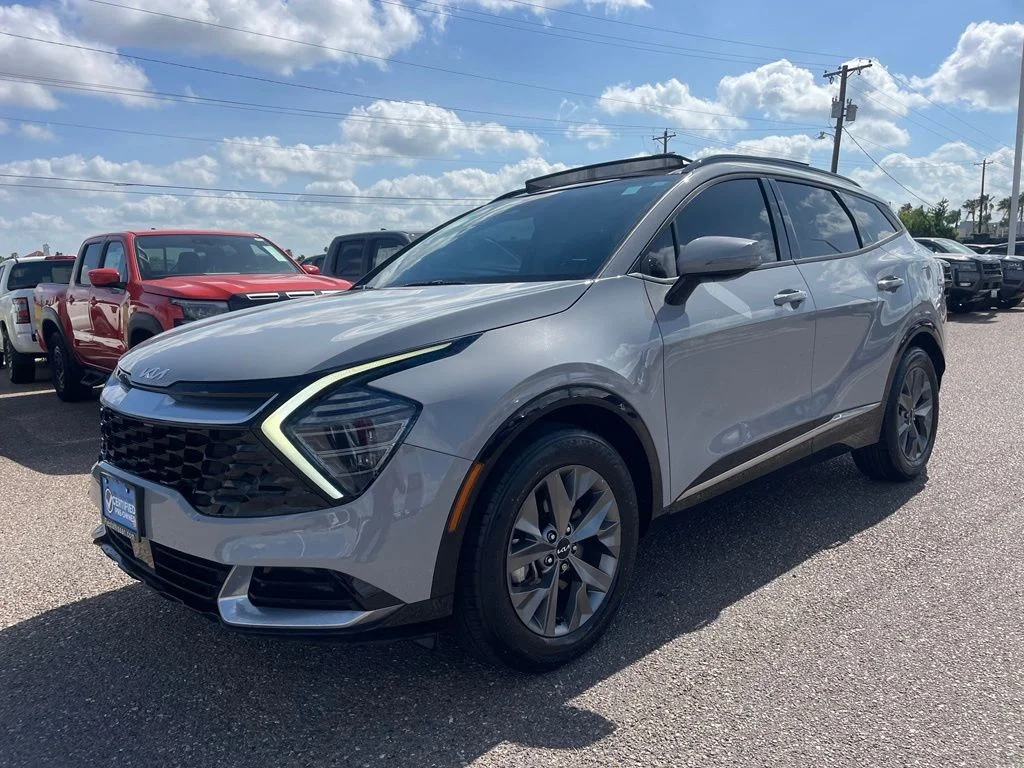 Used 2024 Gray Kia SX image 3