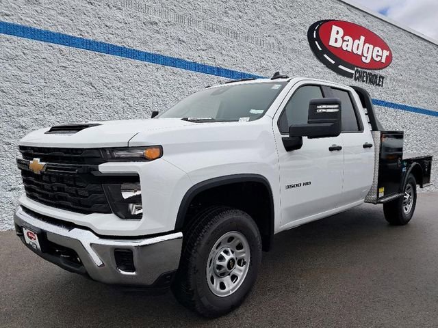 New 2025 Summit White Chevrolet WT image 2
