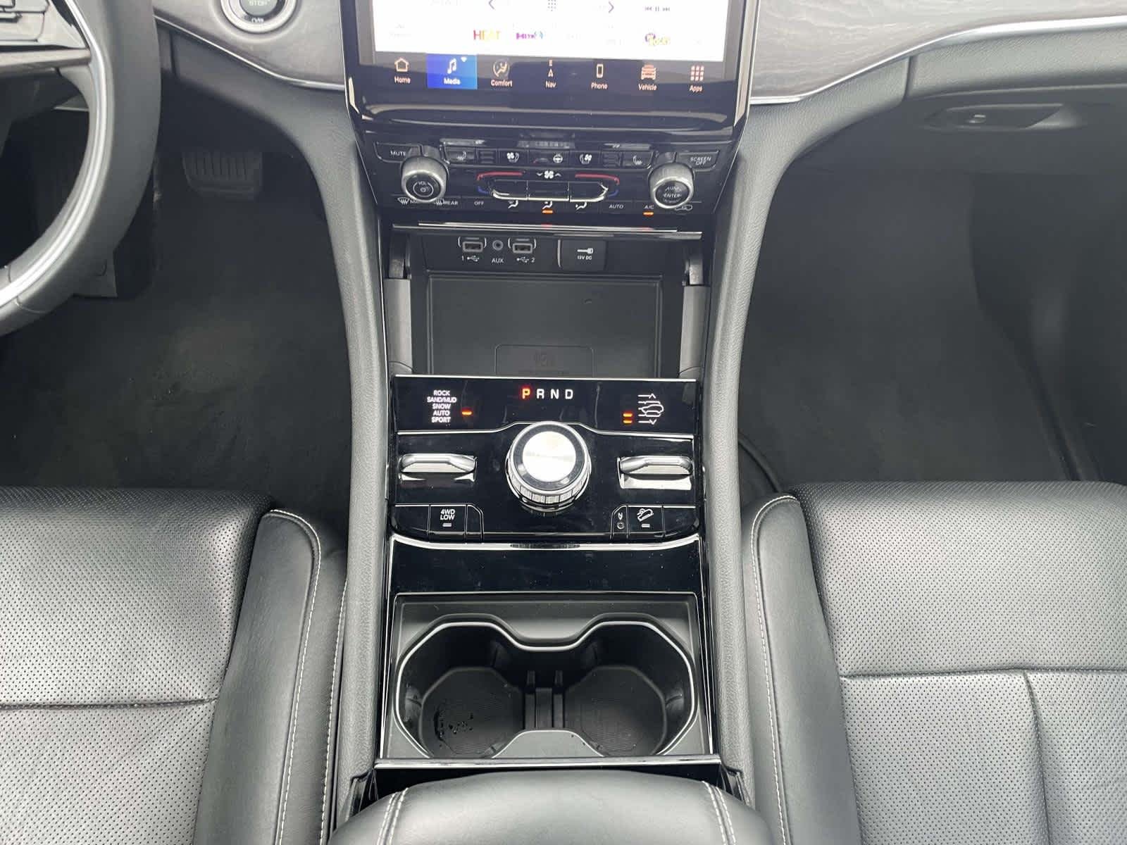 Used 2023 Gray Jeep Overland 4x4 image 33