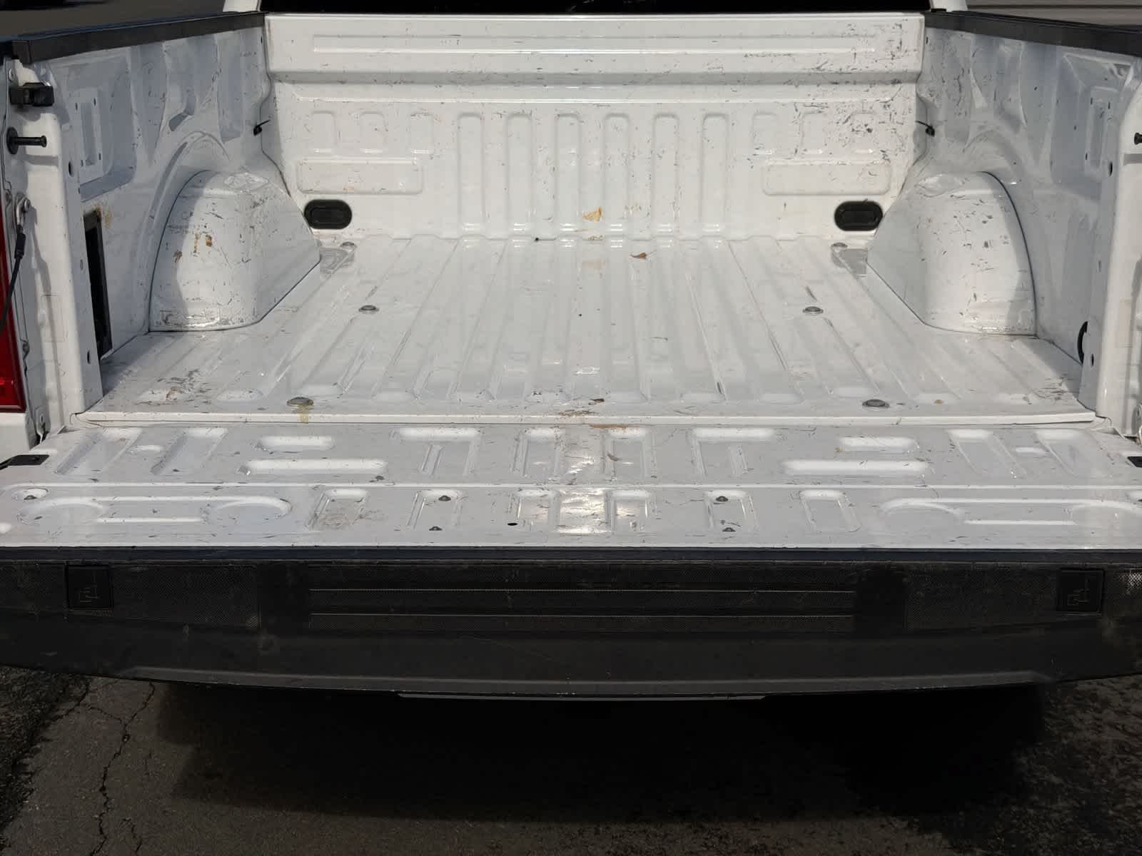 Certified Used 2021 Oxford White Ford XLT image 35