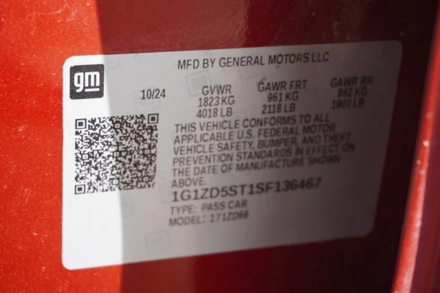 Used 2025 Radiant Red Tintcoat Chevrolet LT image 29