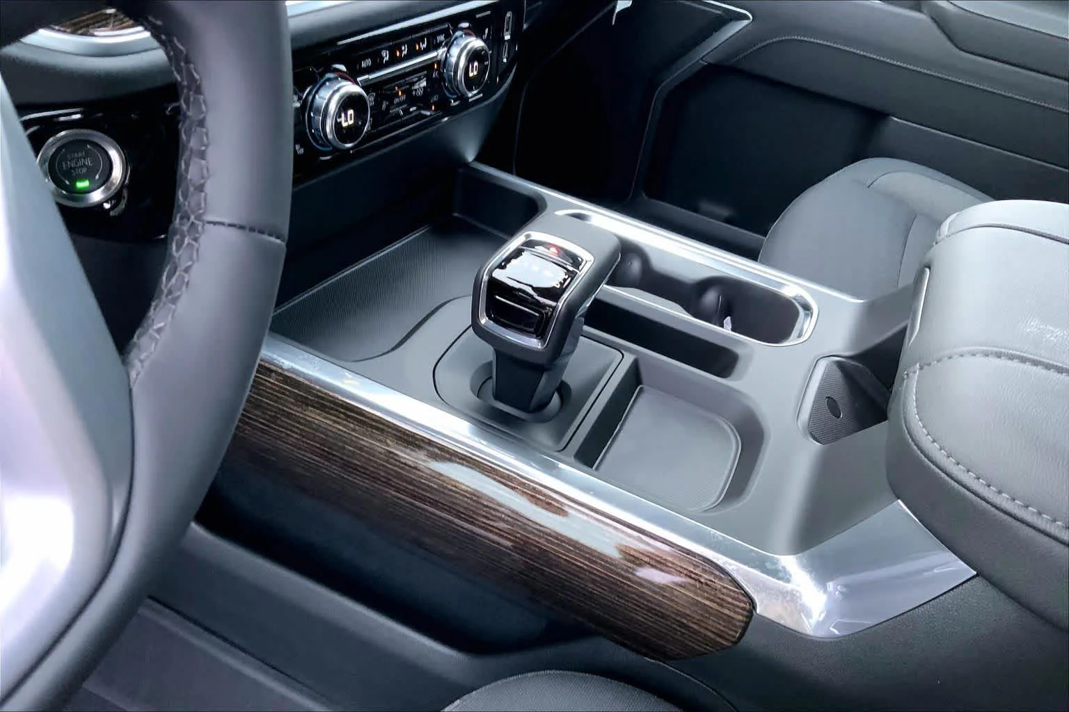 New 2026 Sterling Metallic GMC Elevation image 5