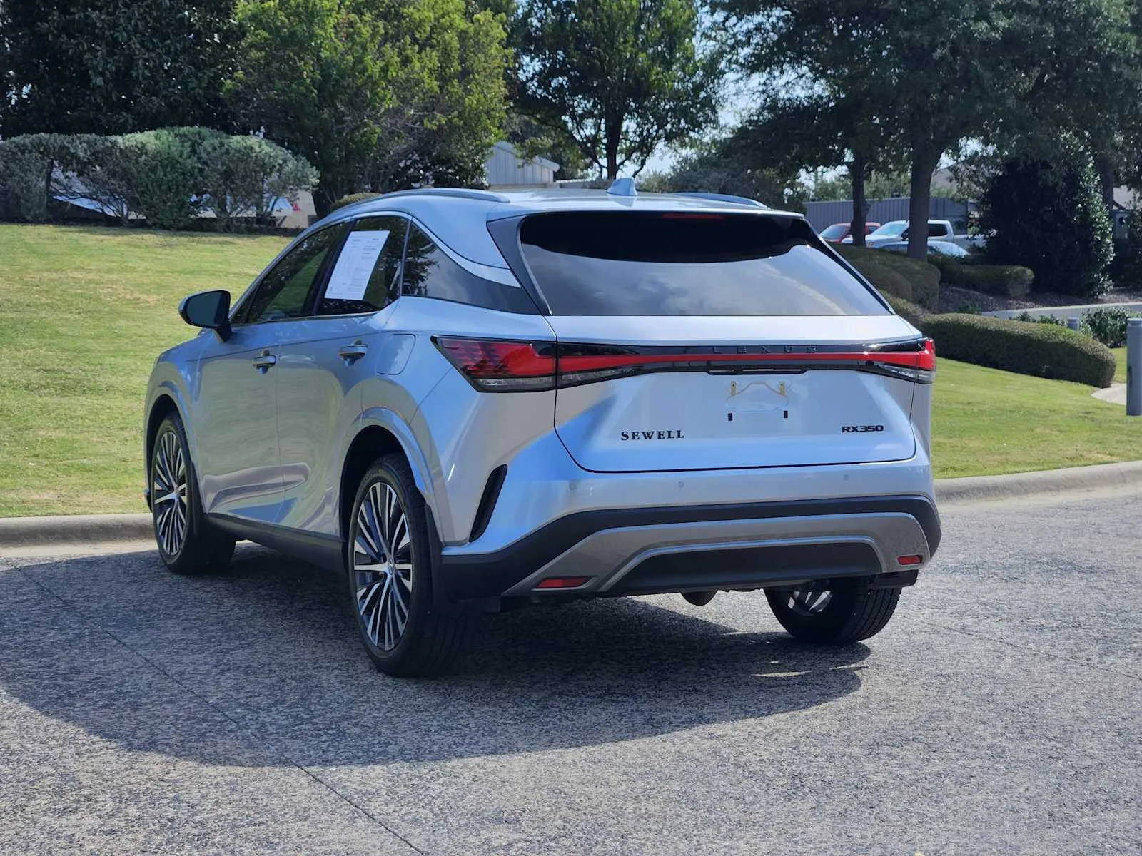 Certified Used 2025 IRIDIUM Lexus Premium Plus image 3
