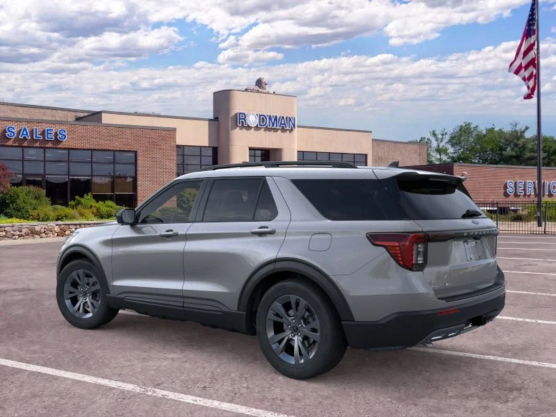 New 2026 Carbonized Gray Metallic Ford Active image 38