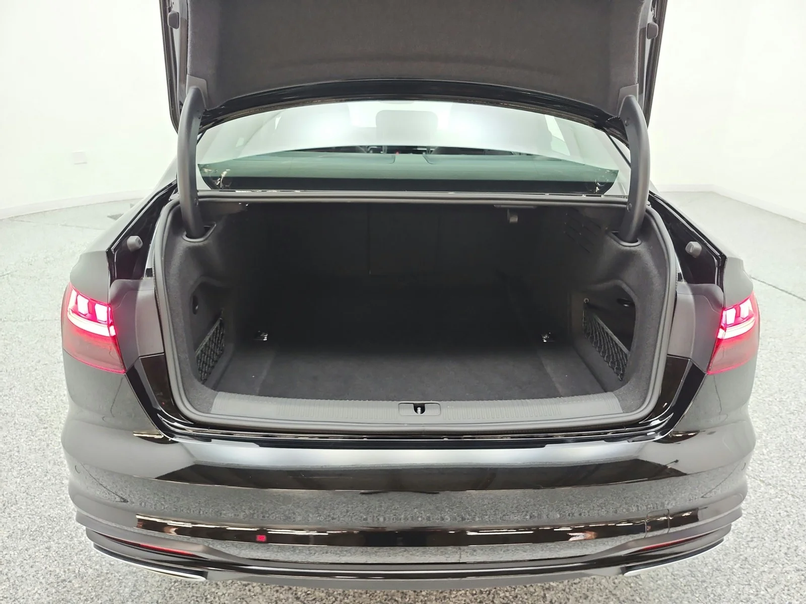 Used 2023 Mythos Black Metallic Audi Premium Plus image 18