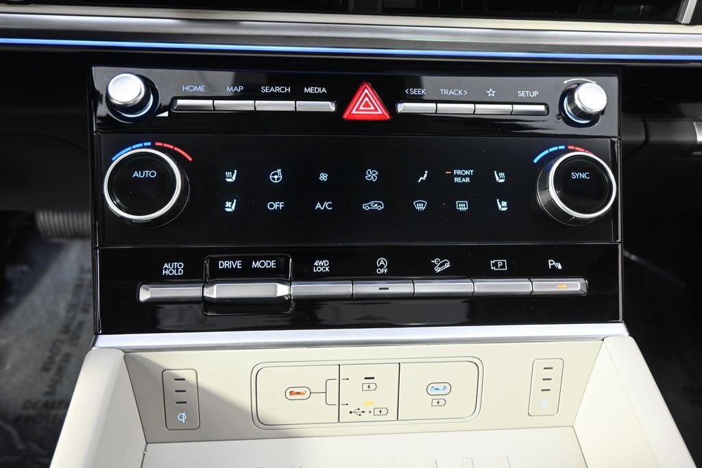New 2026 Phantom Black Hyundai Limited AWD image 31