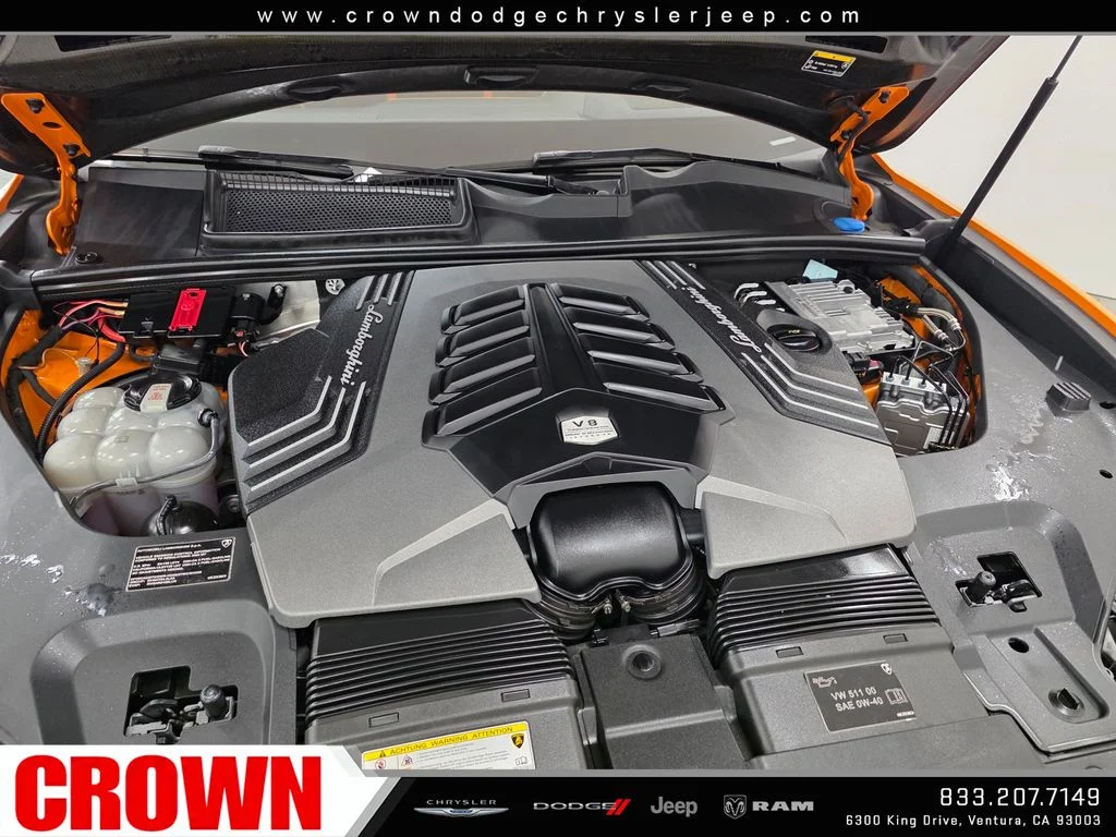 Used 2024  Lamborghini S image 14