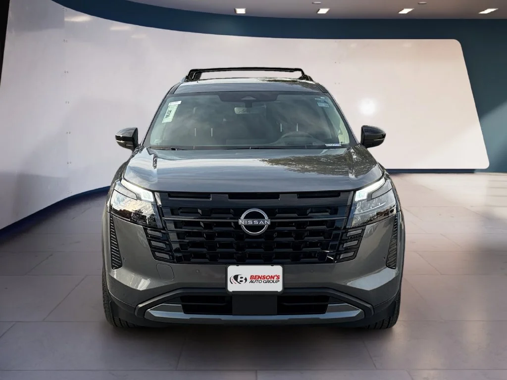 New 2026 Gray Nissan Platinum image 8
