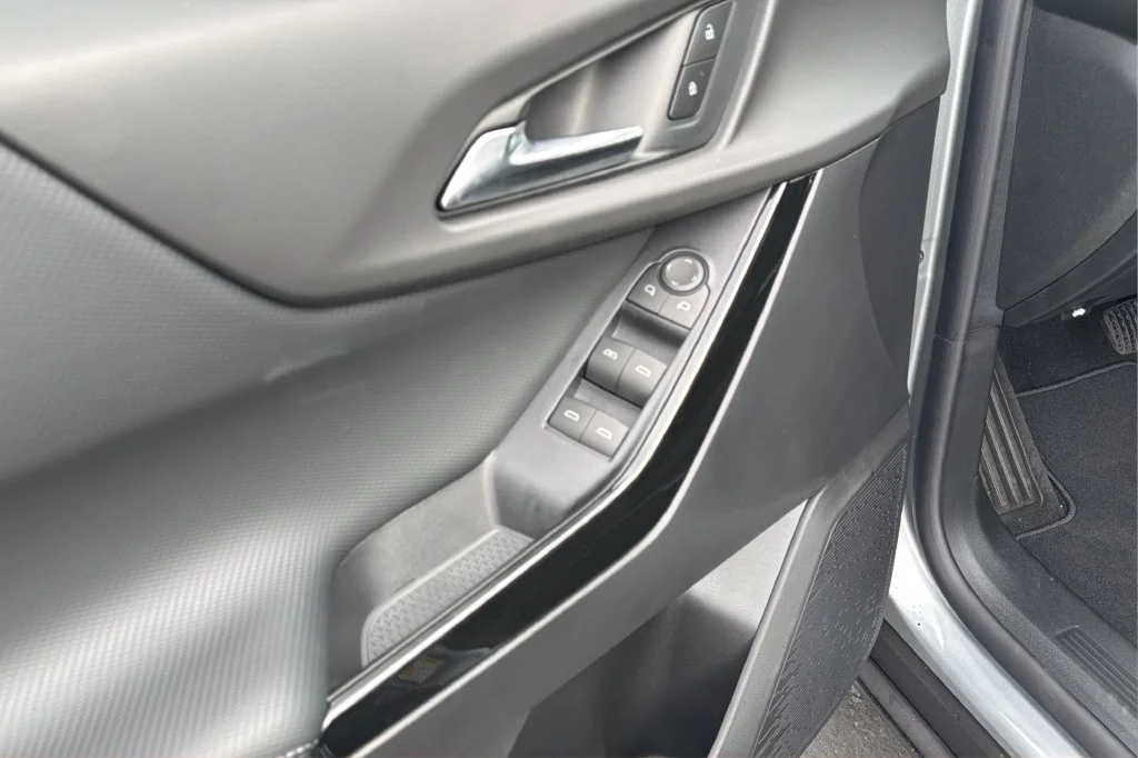 New 2027 Sterling Gray Metallic Chevrolet LT image 16