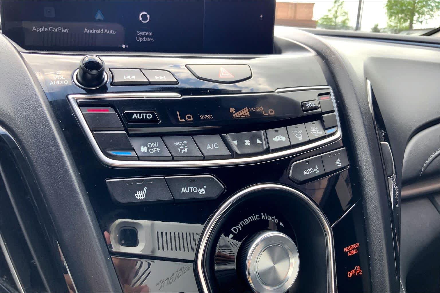 Used 2020 Platinum White Pearl Acura  image 32