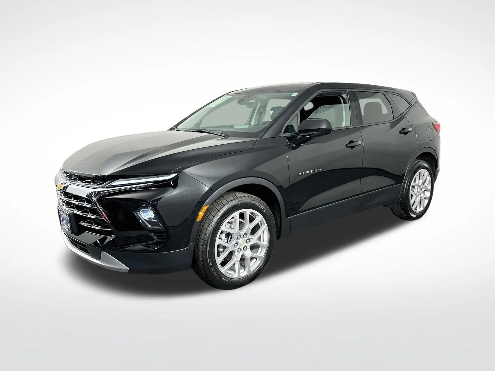 Used 2023 Black Chevrolet LT image 4