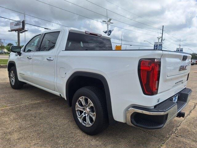 Used 2024 Summit White GMC SLT image 3