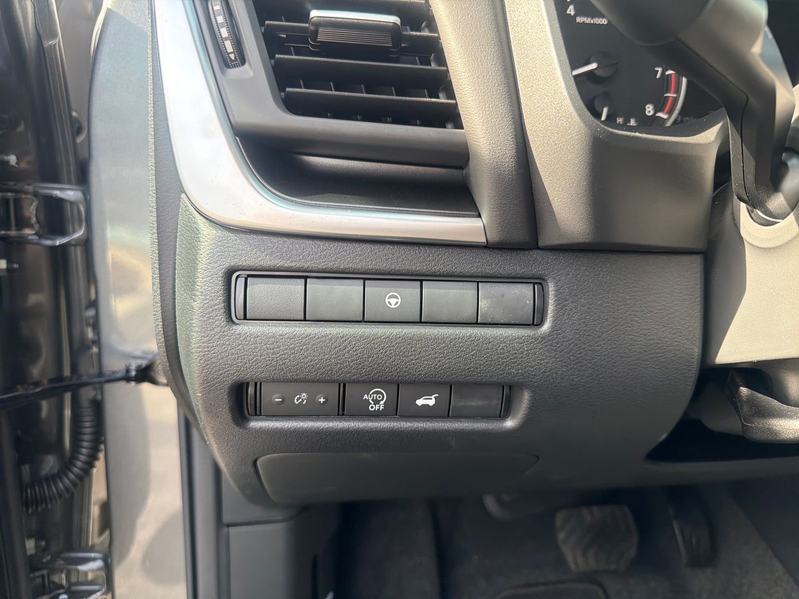 New 2026 Nissan Rogue SV 4D Sport Utility