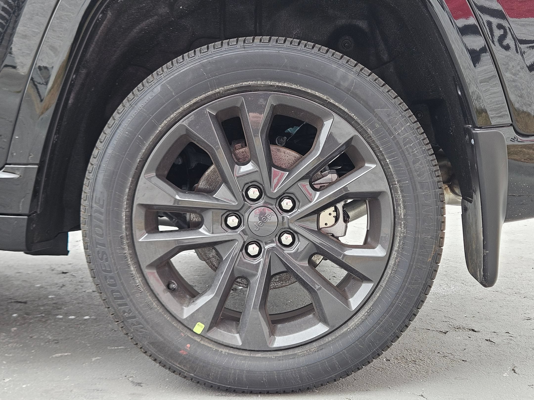 New 2026 Diamond Black Crystal Pearlcoat Jeep Limited Reserve image 25