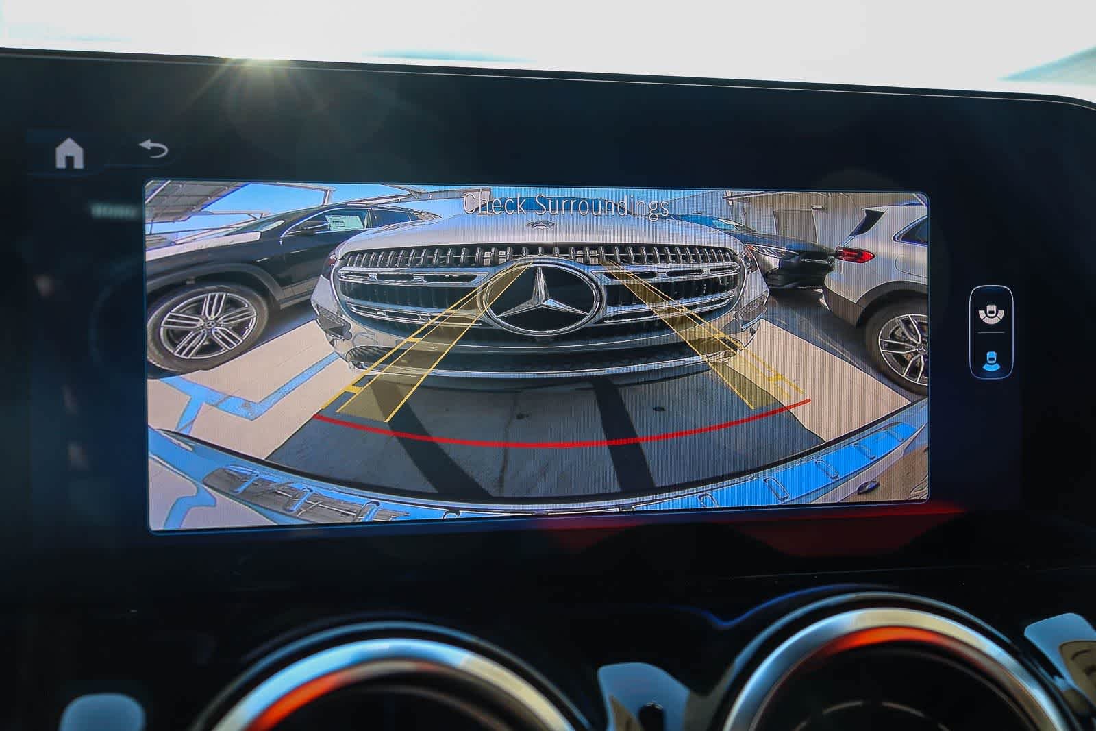 New 2026 Polar White Mercedes-Benz GLA 250 image 25